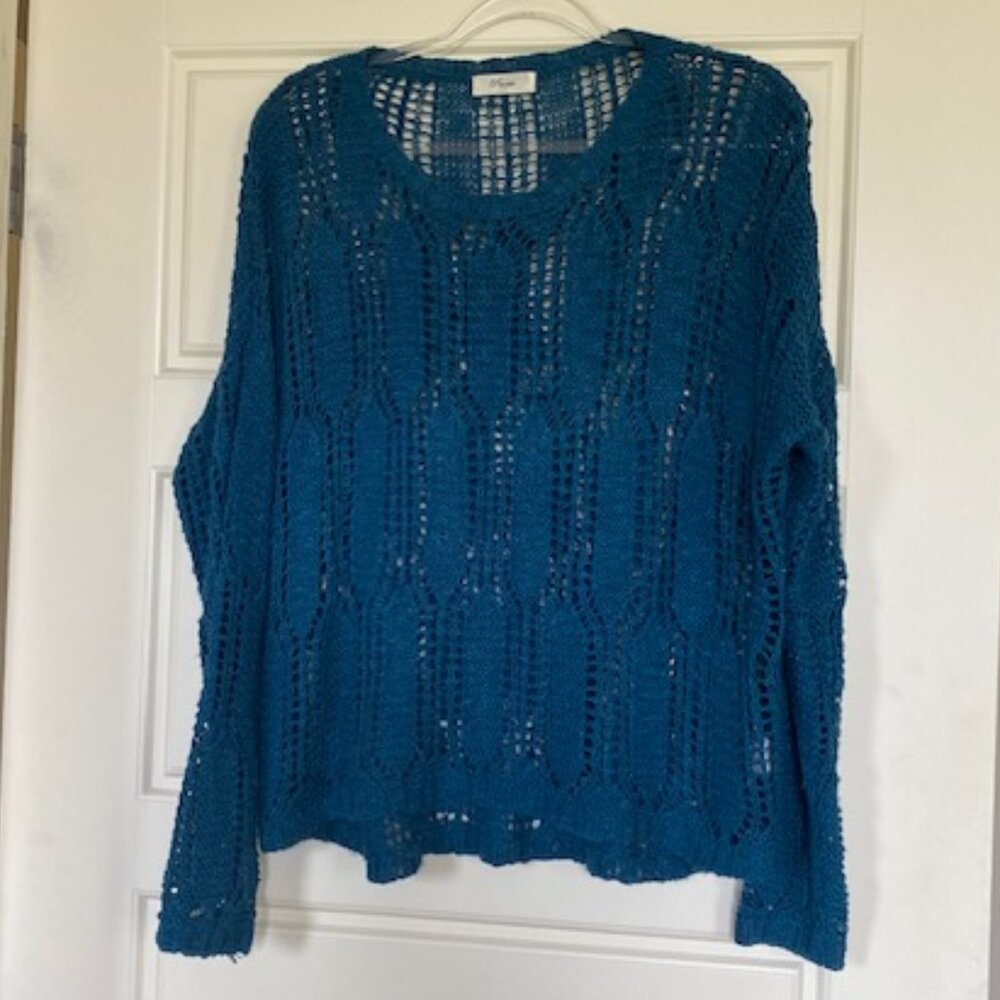 Beautiful teal knit sweater - size Large